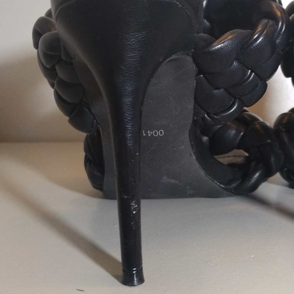 LILIANA HEELS - Picture 10 of 12